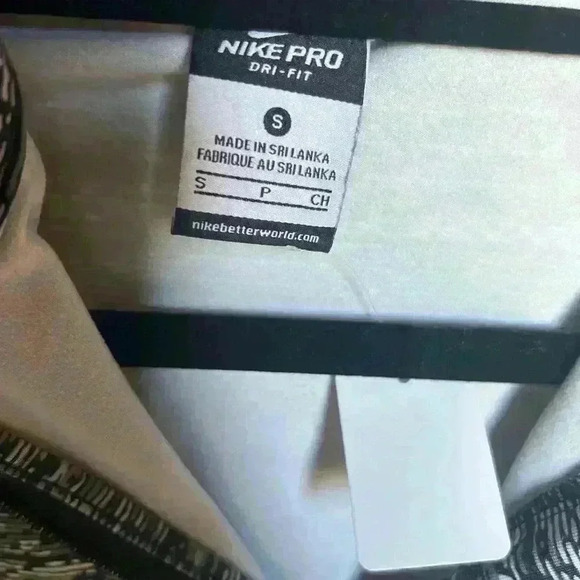 Nike pro Dri fit half zip up, small (NWOT) - Picture 2 of 3